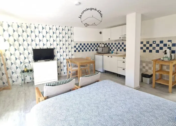 Le Monteix #charme#terrasse Royat