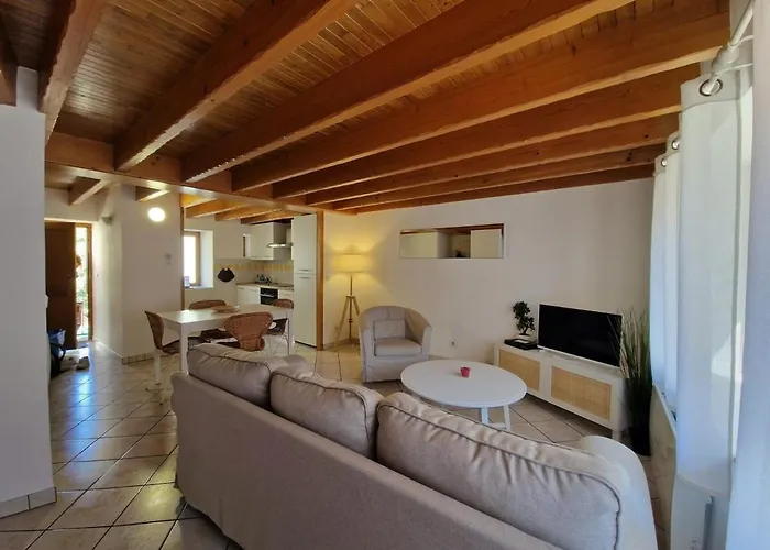 Le Monteix #charme#terrasse * Royat